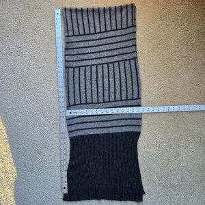 Qi Cashmere Scarf Grey Black